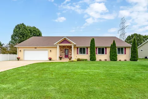 4224 Reynolds St, Kalamazoo, MI 49048
