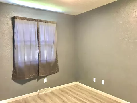 210 Garden St, Constantine, MI 49042 photo 17