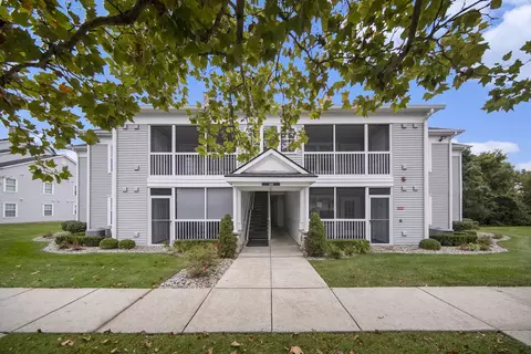 4505 Inverness Ct #43, Dexter, MI 48130