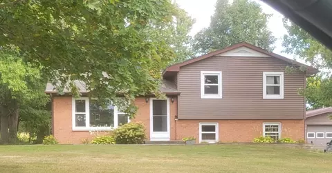 4271 5 Mile Rd Nw Rd, Grand Rapids, MI 49544