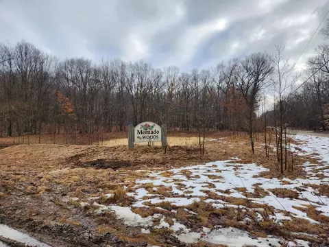 8 Marvie Dr, Saranac, MI 48881