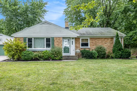 3922 Cordes Ave NW, Comstock Park, MI 49321