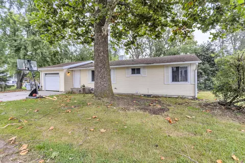113 Second St, Jackson, MI 49203 photo 2