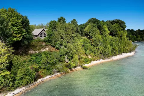3033 S Lee Point Rd, Suttons Bay, MI 49682