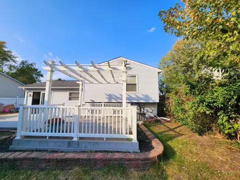 28517 Leroy St, Romulus, MI 48174 photo 15