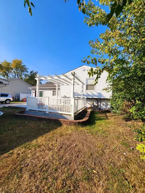 28517 Leroy St, Romulus, MI 48174 photo 6