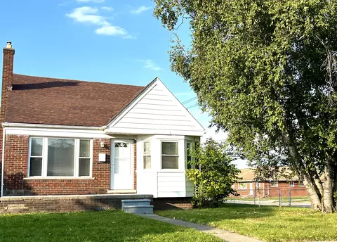 2204 White Ave, Lincoln Park, MI 48146