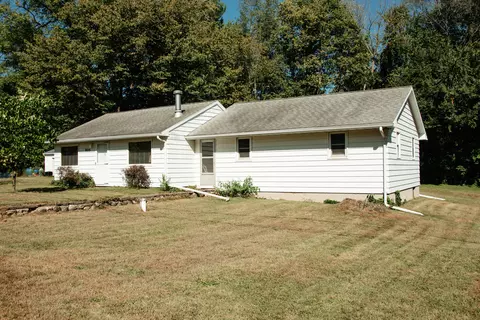 9215 1st St, Berrien Springs, MI 49103