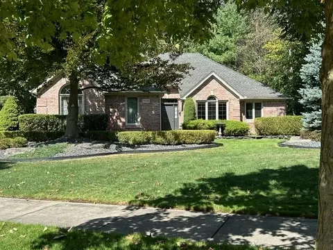 29740 Lilley Trl, Novi, MI 48377