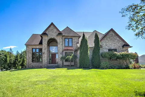 7869 Hamlet Ct, Canton, MI 48187