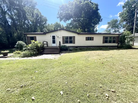 24771 Cass St, Cassopolis, MI 49031