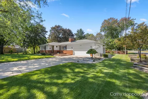 1075 Sherman St, Sumner, MI 48889 photo 3