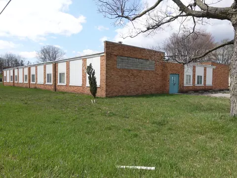 3186 E Apple Ave, Muskegon, MI 49442