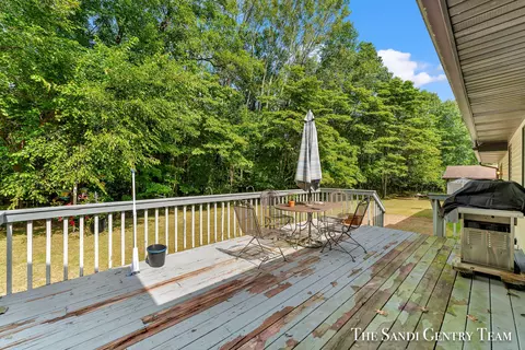 1253 E 98th St, Grant, MI 49327 photo 45