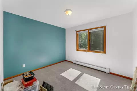 1253 E 98th St, Grant, MI 49327 photo 22
