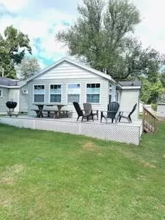 2740 Sandon Cir #11, Wayland, MI 49348