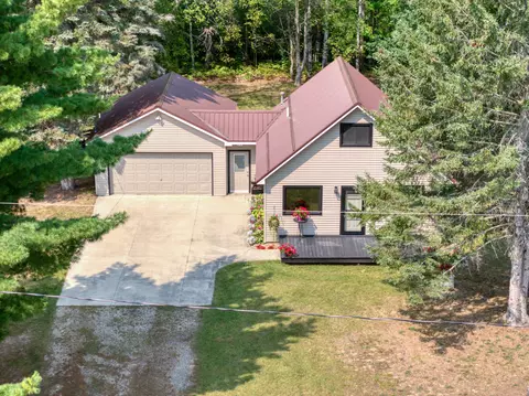 3340 Pinehurst Dr, Lake, MI 48632