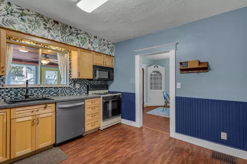 907 W Morrell St, Jackson, MI 49203 photo 7