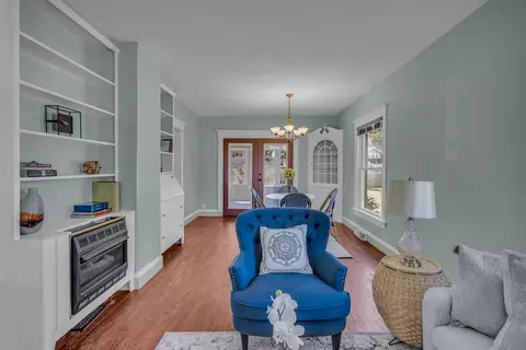 907 W Morrell St, Jackson, MI 49203 photo 4
