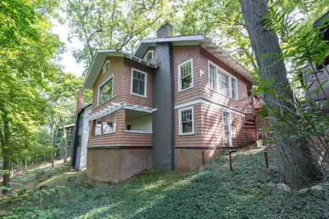 2139 Ridge Rd, Kalamazoo, MI 49008