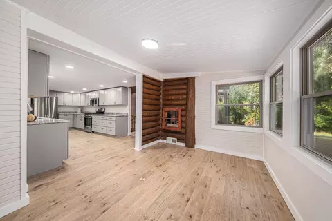 410 Robinson Rd, Jackson, MI 49203 photo 6