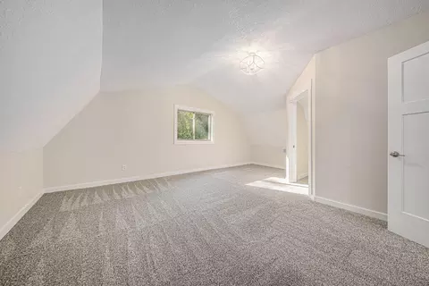 410 Robinson Rd, Jackson, MI 49203 photo 32