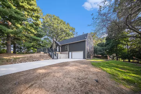 410 Robinson Rd, Jackson, MI 49203 photo 22