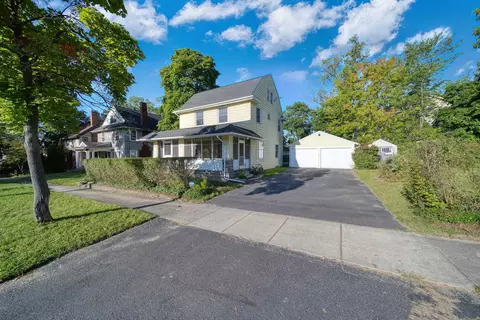 104 S Grinnell St, Jackson, MI 49203
