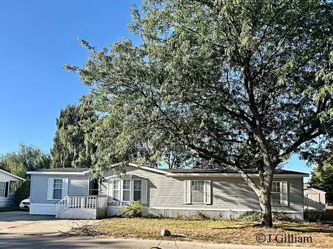 14545 Lemontree Ln, West Olive, MI 49460