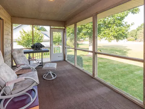 9374 E Arrowhead Dr, Scotts, MI 49088 photo 15