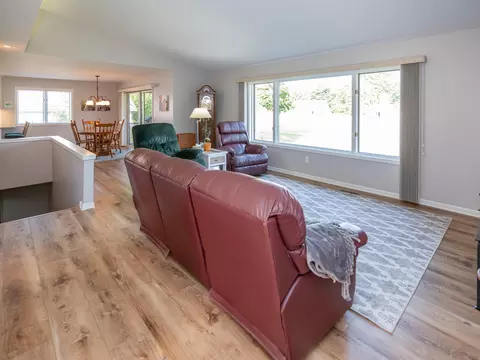 9374 E Arrowhead Dr, Scotts, MI 49088 photo 18
