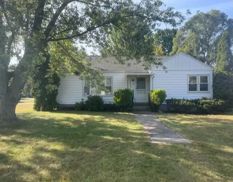 2073 Reneer Ave, Norton Shores, MI 49441