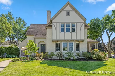 1500 Fisk Rd SE, Grand Rapids, MI 49506