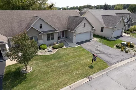 2927 Countryside Ln, Jackson, MI 49203