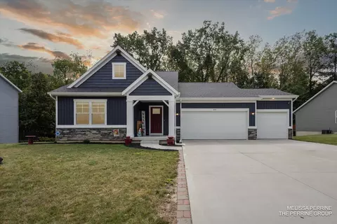 434 Windchime Dr NE, Comstock Park, MI 49321
