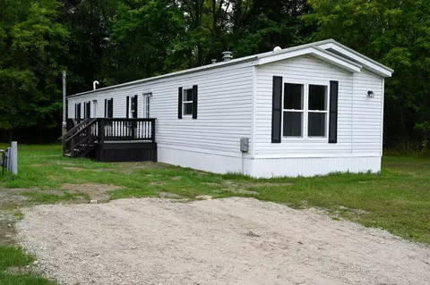 8928 7 Mile Rd, Evart, MI 49631