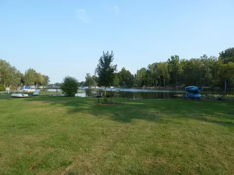 13553 13545 Young Dr, Hudson, MI 49247 photo 7