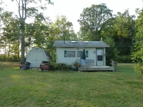 13553 13545 Young Dr, Hudson, MI 49247 photo 9