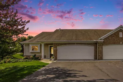 6042 Elmwood Cir #31, Hudsonville, MI 49426