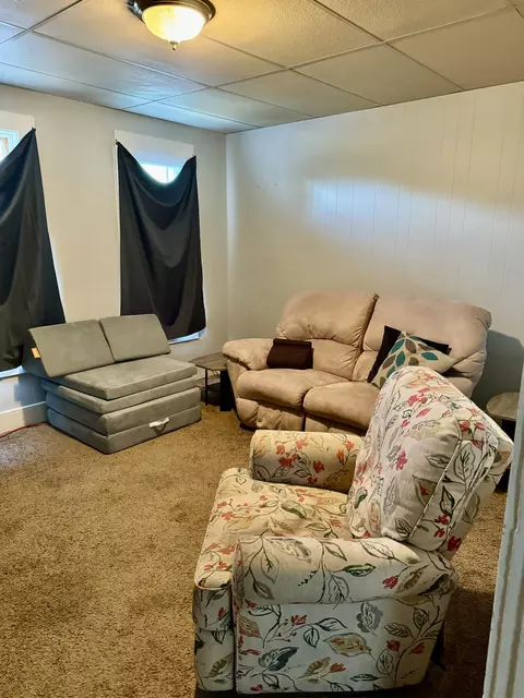 74 Hancock St, Manistee, MI 49660 photo 8