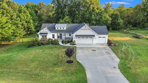 4052 Perry St, Hudsonville, MI 49426
