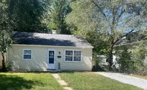 915 Cooper Ave, Kalamazoo, MI 49048
