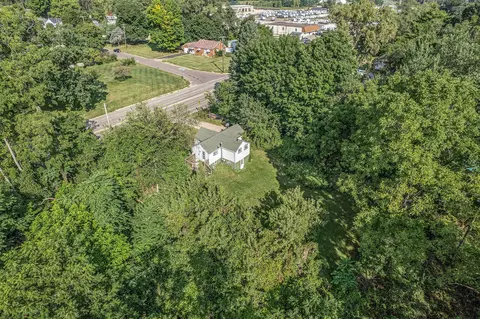 2347 Lansing Ave, Jackson, MI 49202