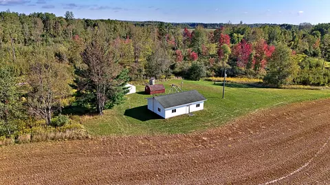 18569 110th Ave, Tustin, MI 49688