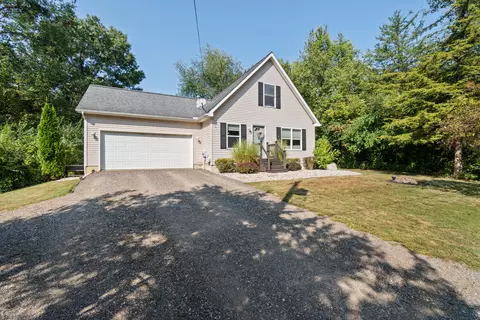 11024 Northwest Dr, Jerome, MI 49249