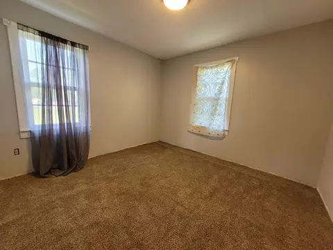 2804 Alder St, Jackson, MI 49203 photo 9