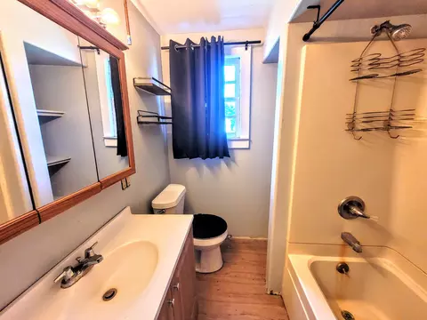 2804 Alder St, Jackson, MI 49203 photo 6
