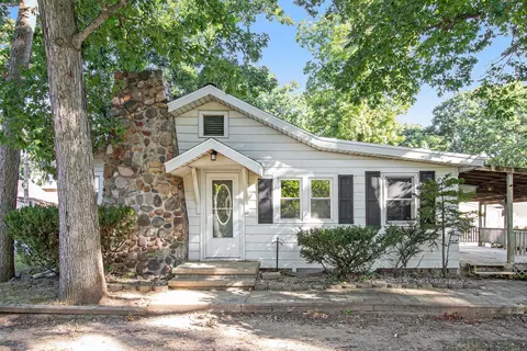 2359 Bartlett Rd, Pleasant Lake, MI 49272