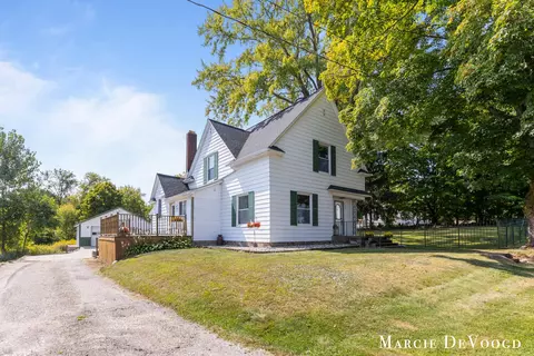 3744 Sehler St, Conklin, MI 49403