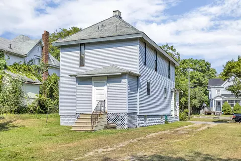 133 Stanley Ave, Jackson, MI 49203 photo 3